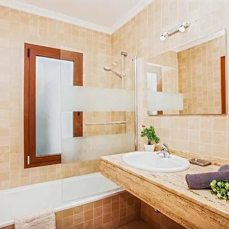 Villa Playa Blanca Sleeps 5 With Pool Air Con&wifi *